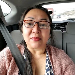 Meet your Posher, Josenia